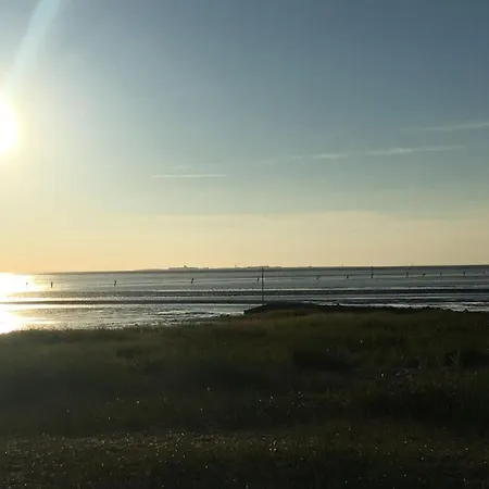 Semesterbostad Holiday Home In Cuxhaven With Swimming Pool *